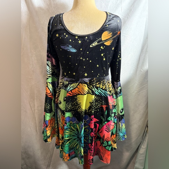 Current Mood Dolls Kill Ethereal World Cosmic UFO Alien Flare Dress Space Star - Picture 5 of 6